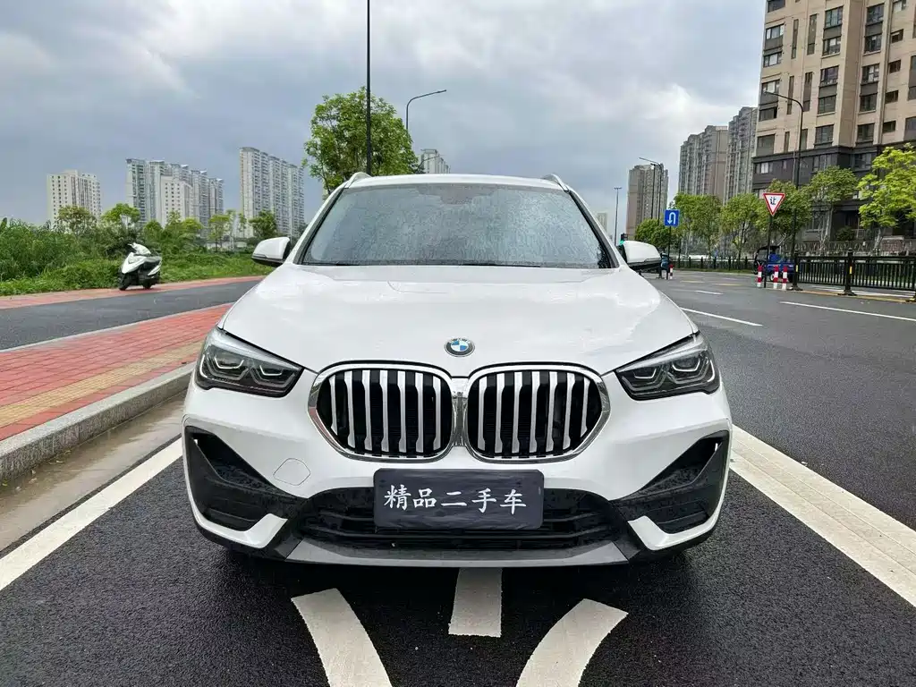 BMW X1 — фото 2