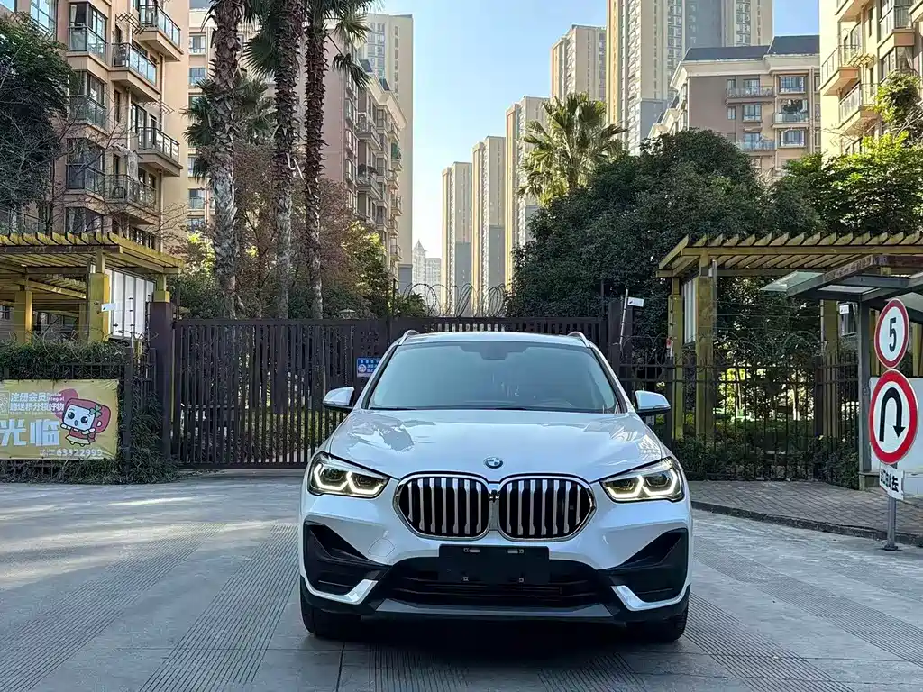 BMW X1 — фото 2