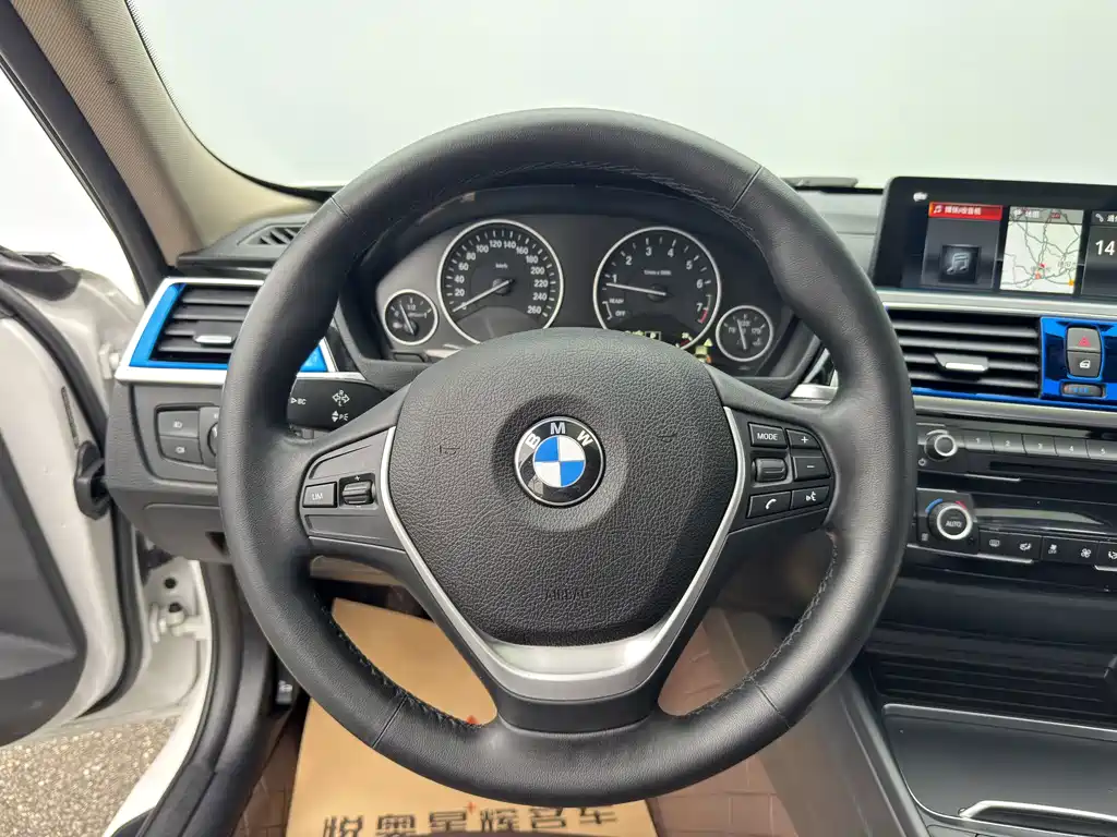 BMW 3 Series — фото 11