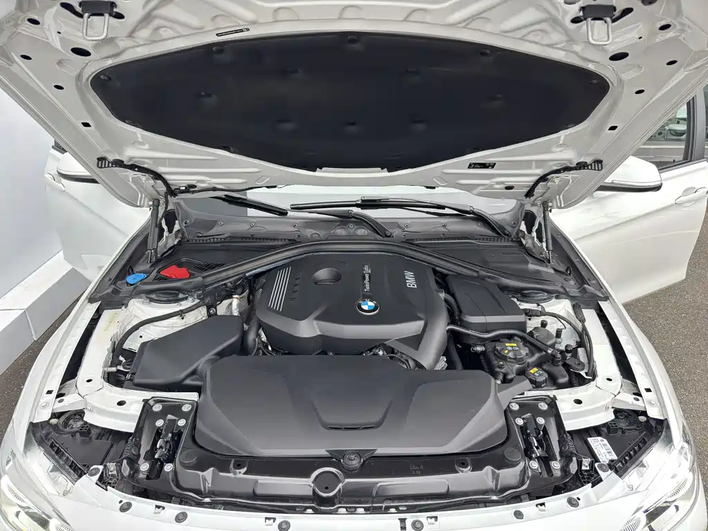BMW 3 Series — фото 10