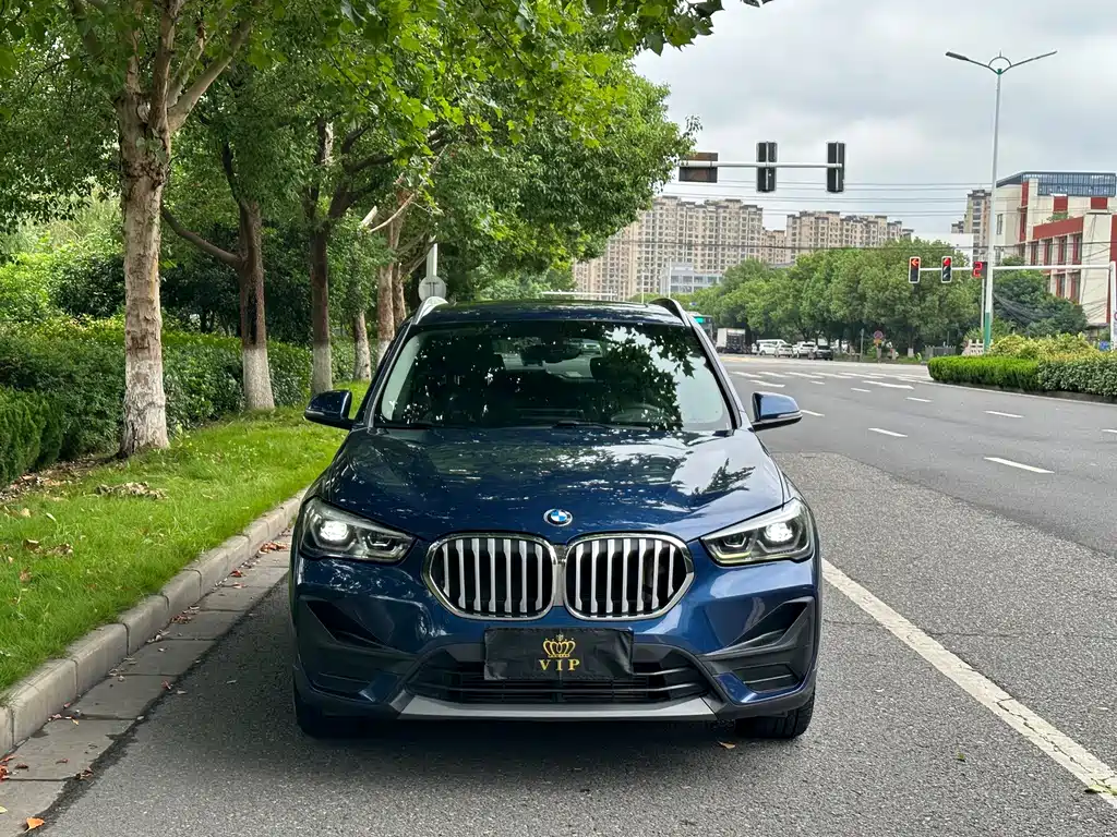 BMW X1 — фото 2