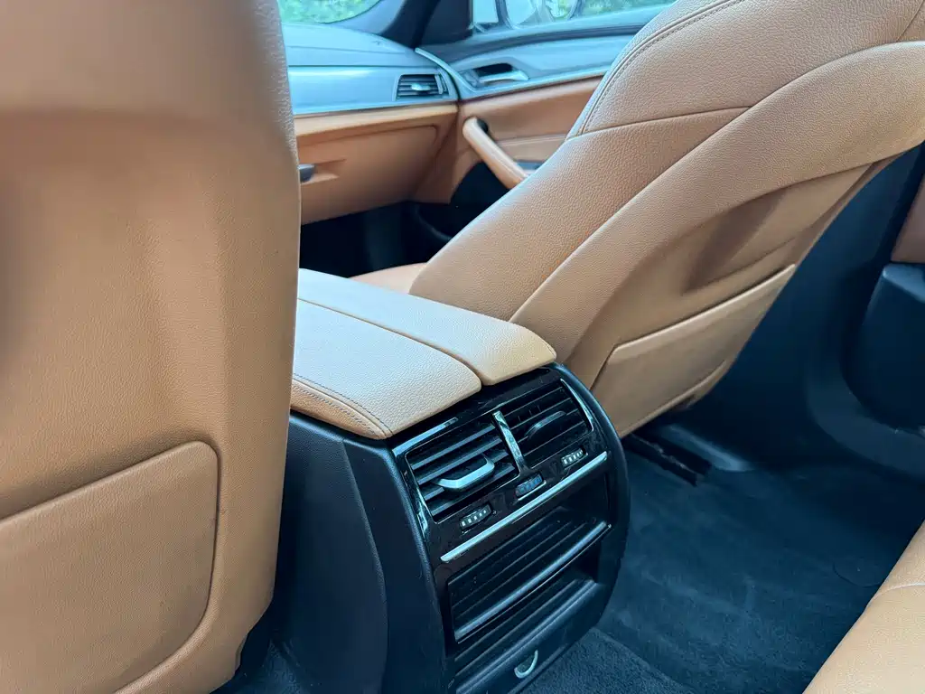 BMW 5 Series (Import) — фото 11