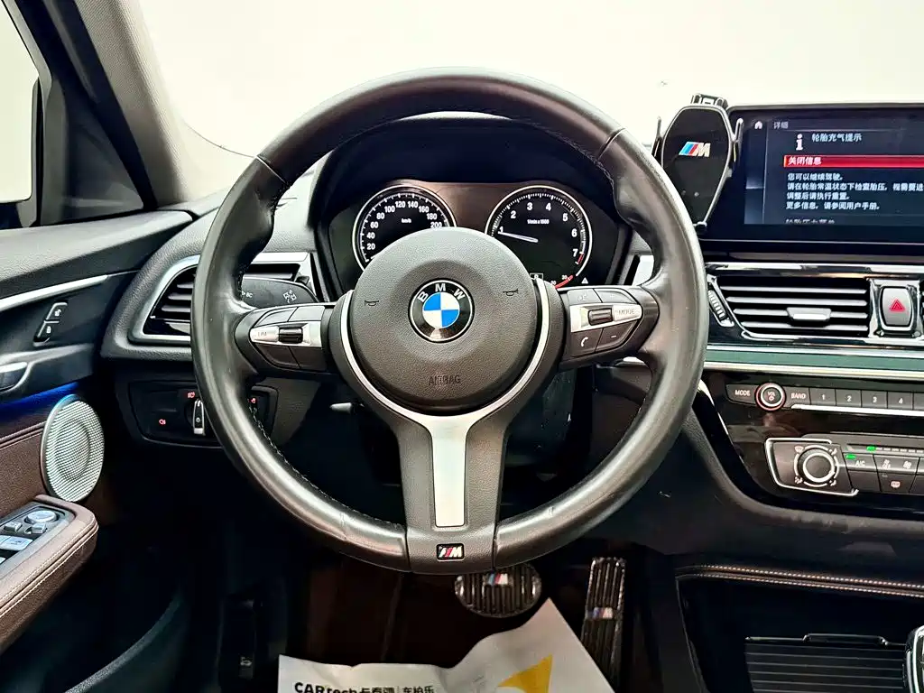 BMW 1 Series — фото 11