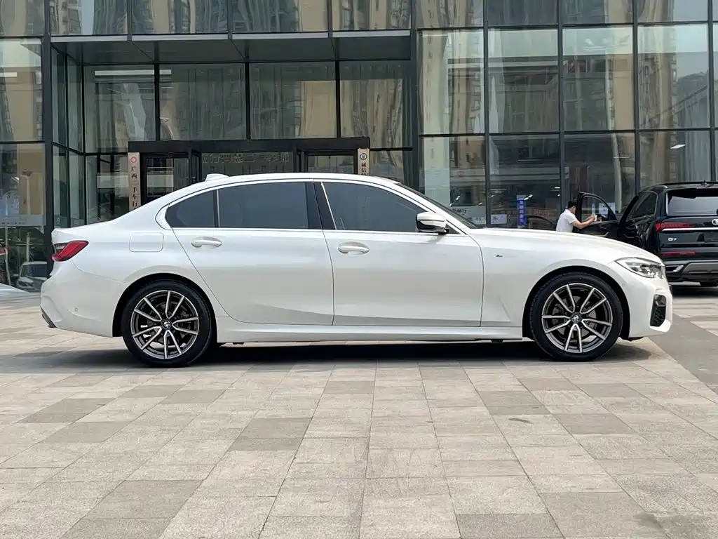 BMW 3 Series — фото 4