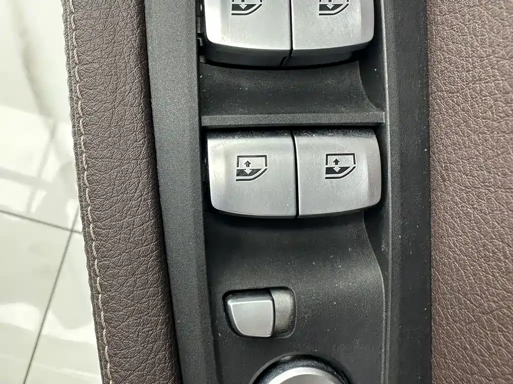 BMW 1 Series — фото 11