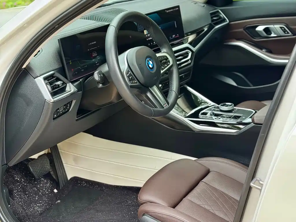 BMW i3 — фото 7