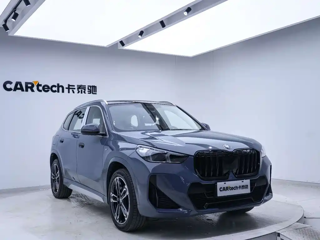 BMW X1 — фото 8