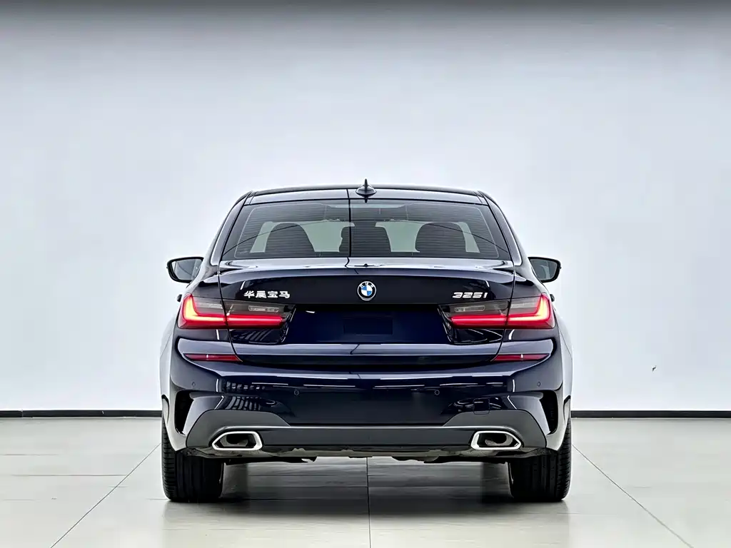 BMW 3 Series — фото 16
