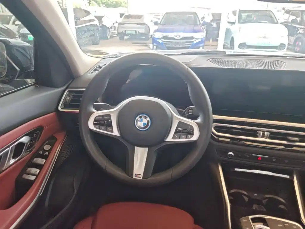 BMW i3 — фото 11