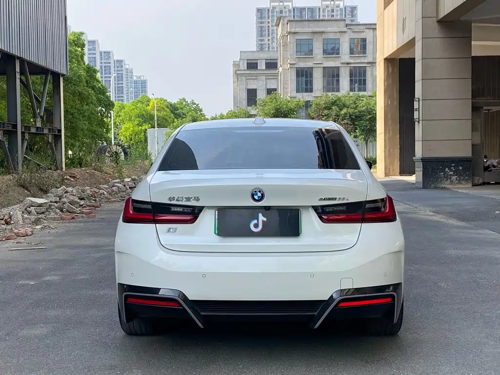 BMW i3 — фото 6
