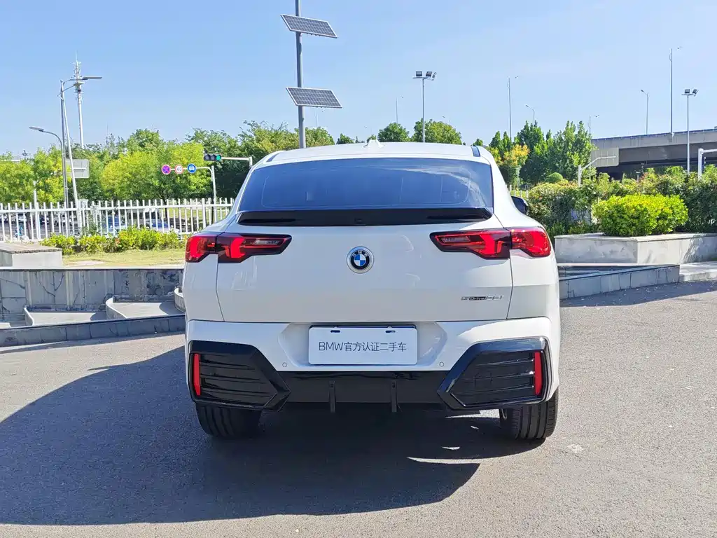 BMW X2 (Import) — фото 17