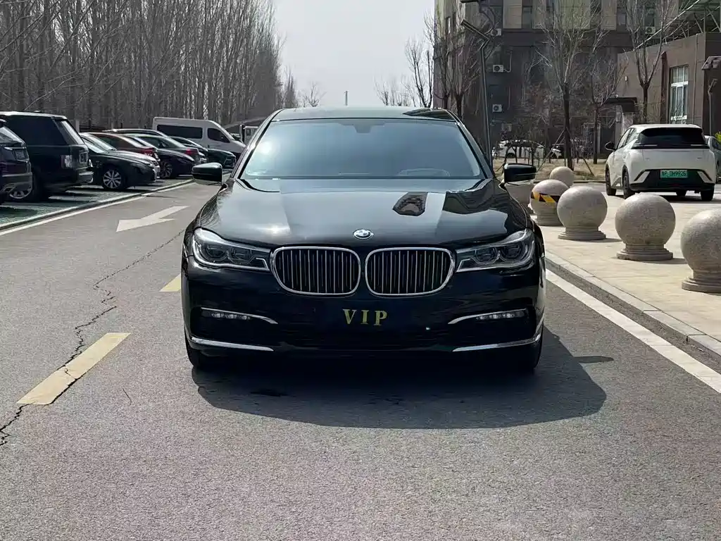 BMW 7 Series New Energy — фото 8