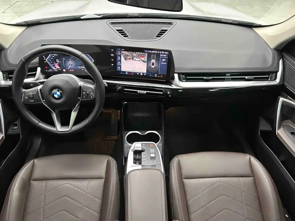BMW X1 — фото 2