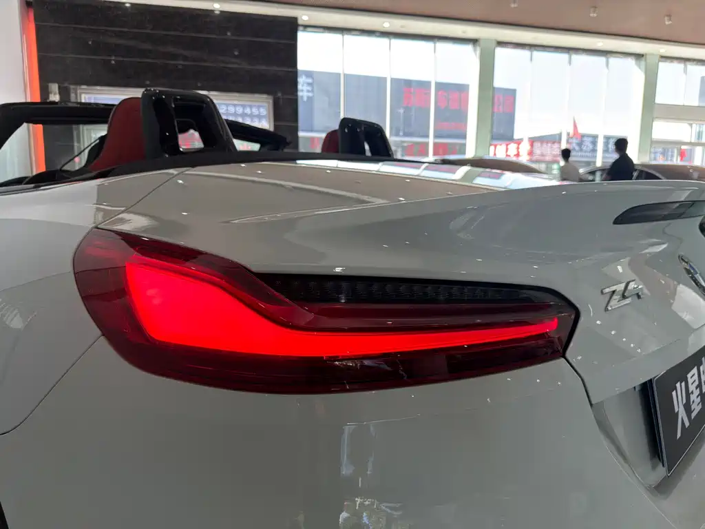 BMW Z4 — фото 11