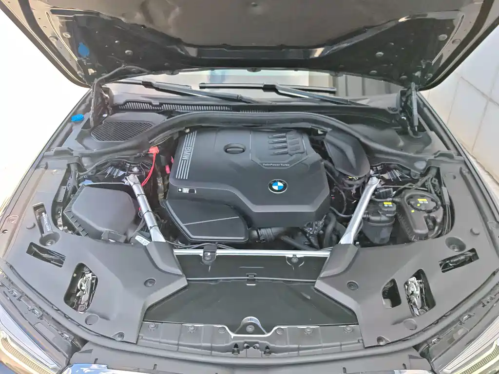 BMW 5 Series (Import) — фото 11