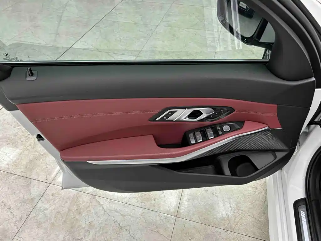 BMW 3 Series — фото 11