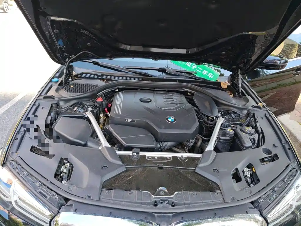 BMW 5 Series — фото 11