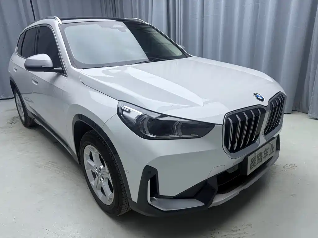 BMW X1 — фото 3