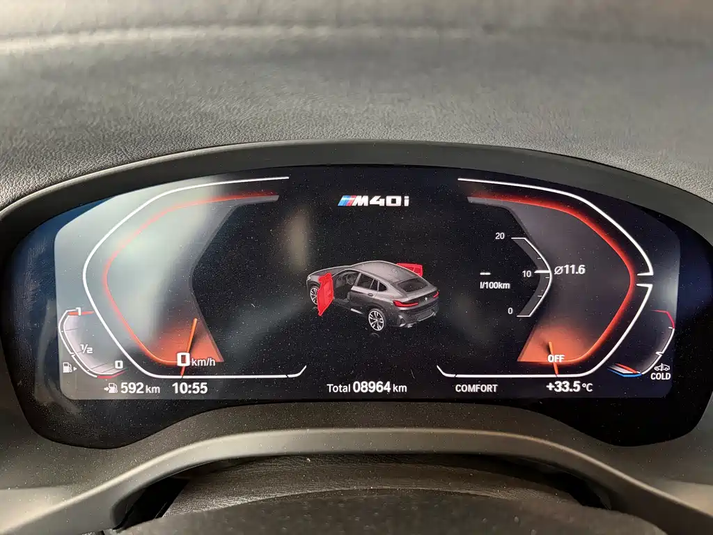 BMW X4 M40i — фото 8