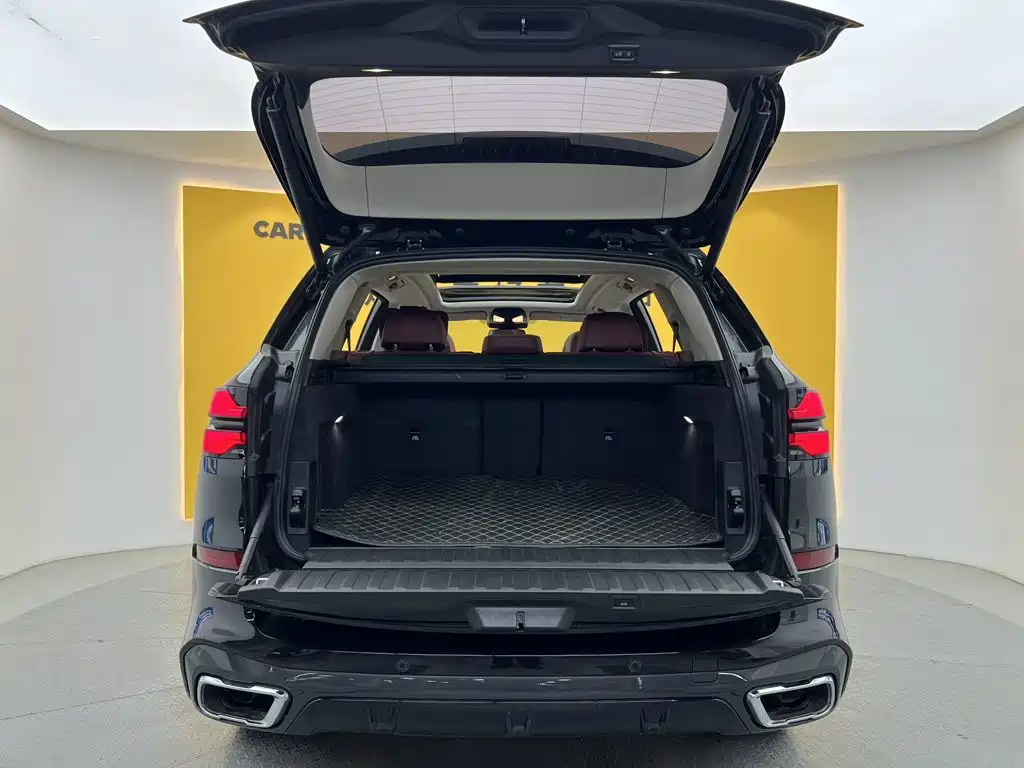 BMW X5 — фото 14
