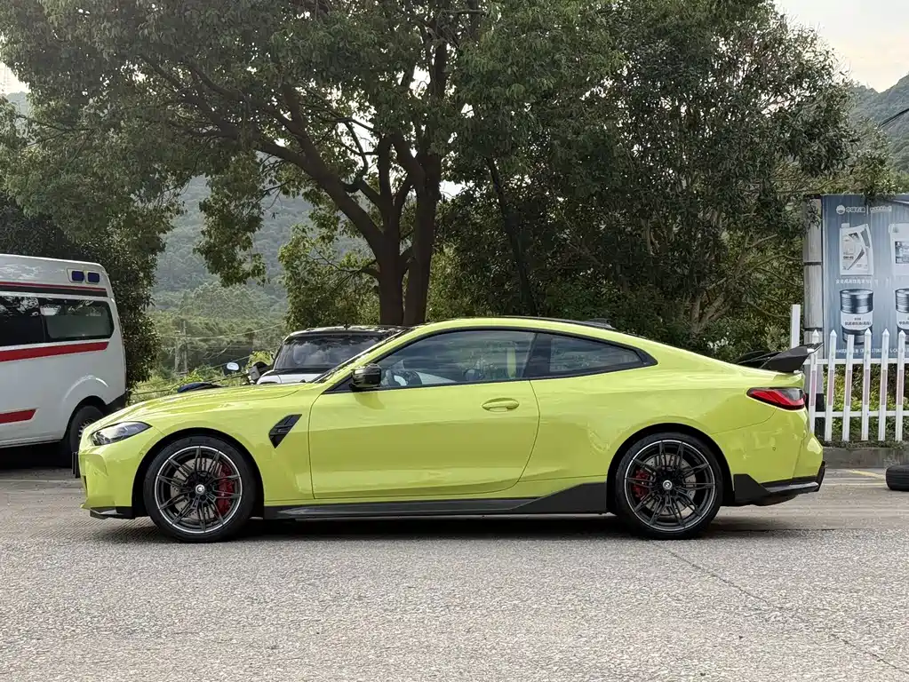 BMW M4 — фото 3