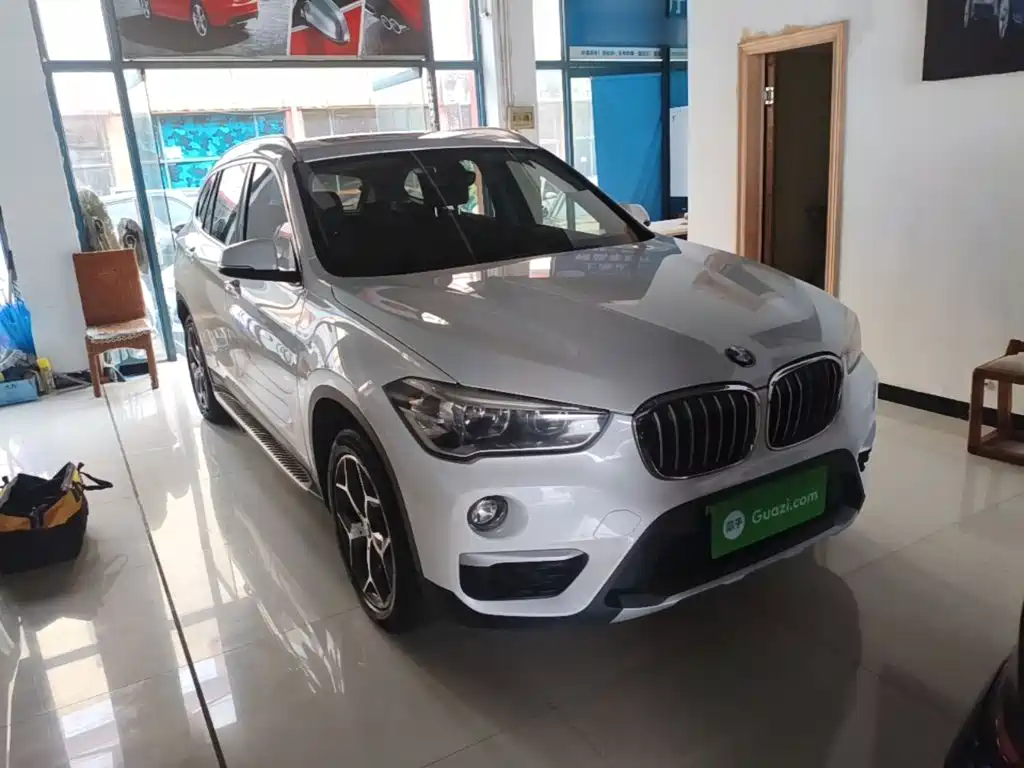 BMW X1 — фото 4