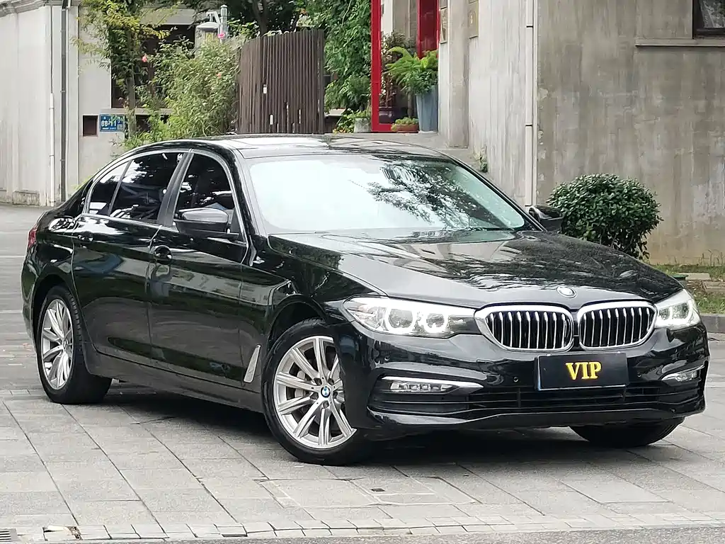 BMW 5 Series — фото 3