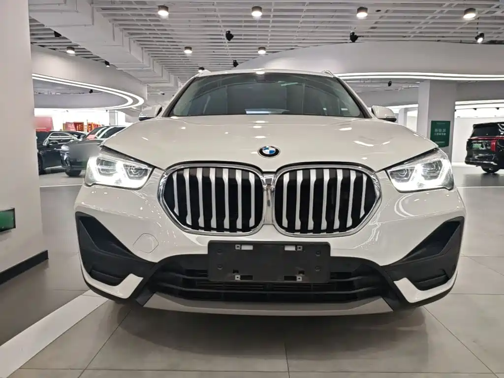 BMW X1 — фото 3