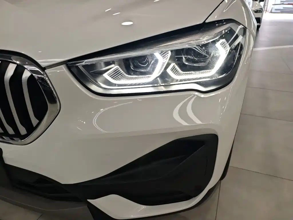 BMW X1 — фото 24
