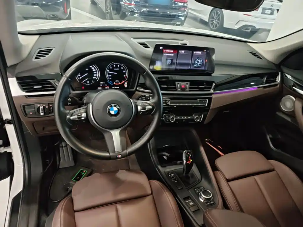 BMW X1 — фото 10
