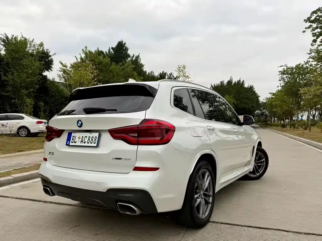 BMW X3 — фото 4