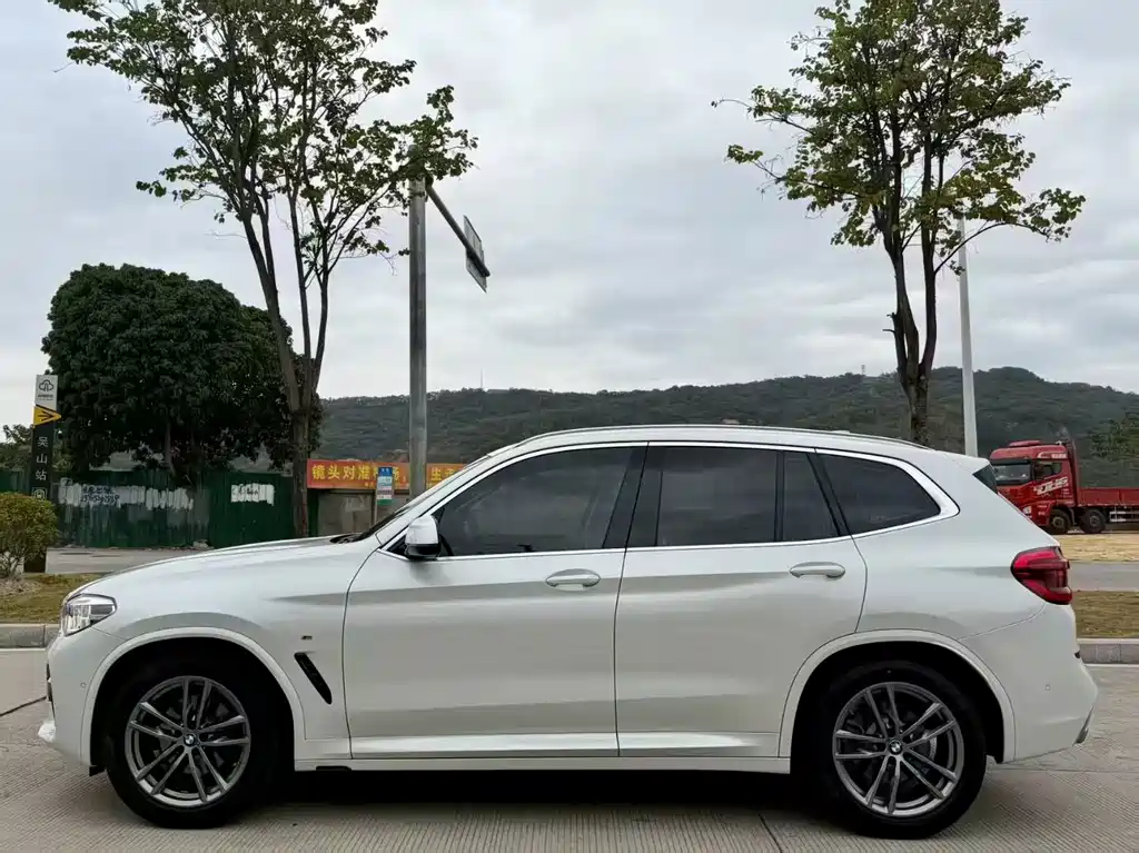 BMW X3 — фото 5