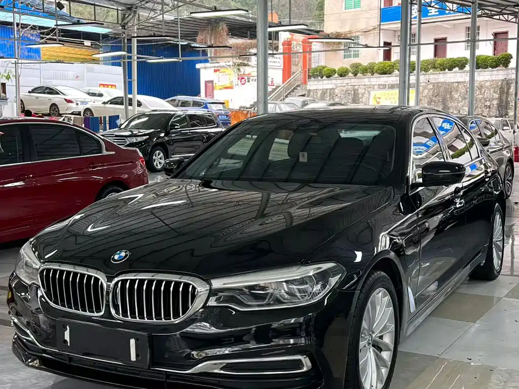 BMW 5 Series New Energy — фото 3