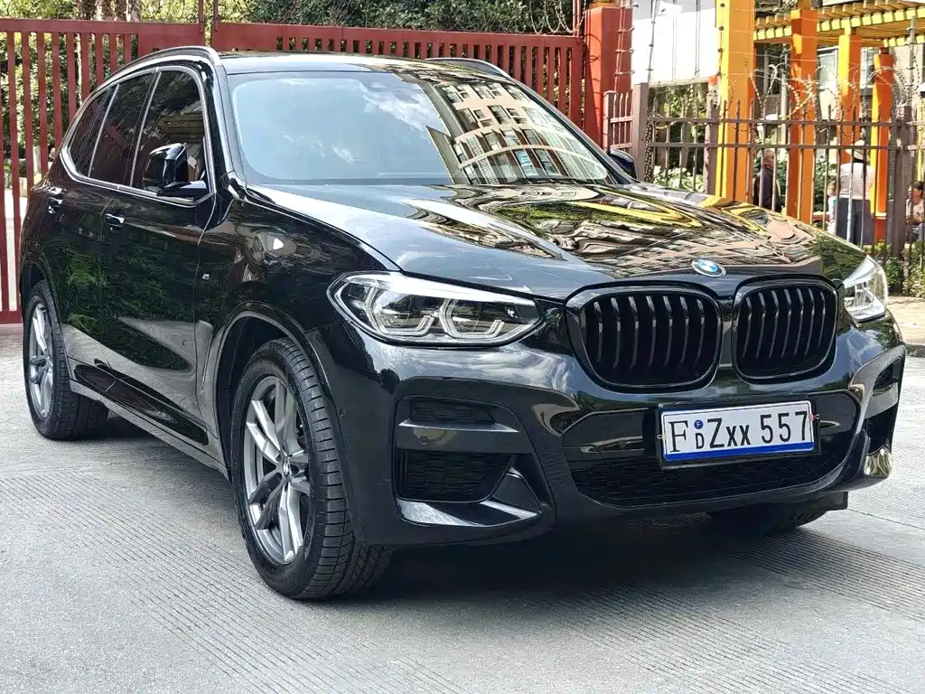 BMW X3 — фото 3