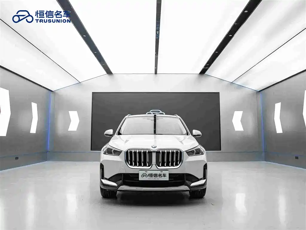 BMW X1 — фото 2