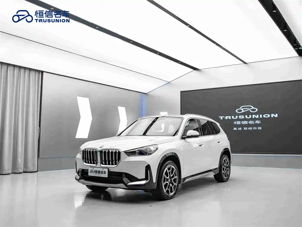 BMW X1 — фото 3