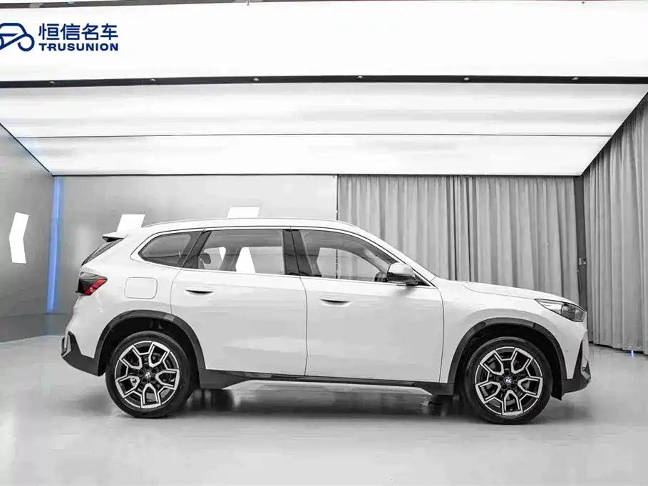 BMW X1 — фото 4