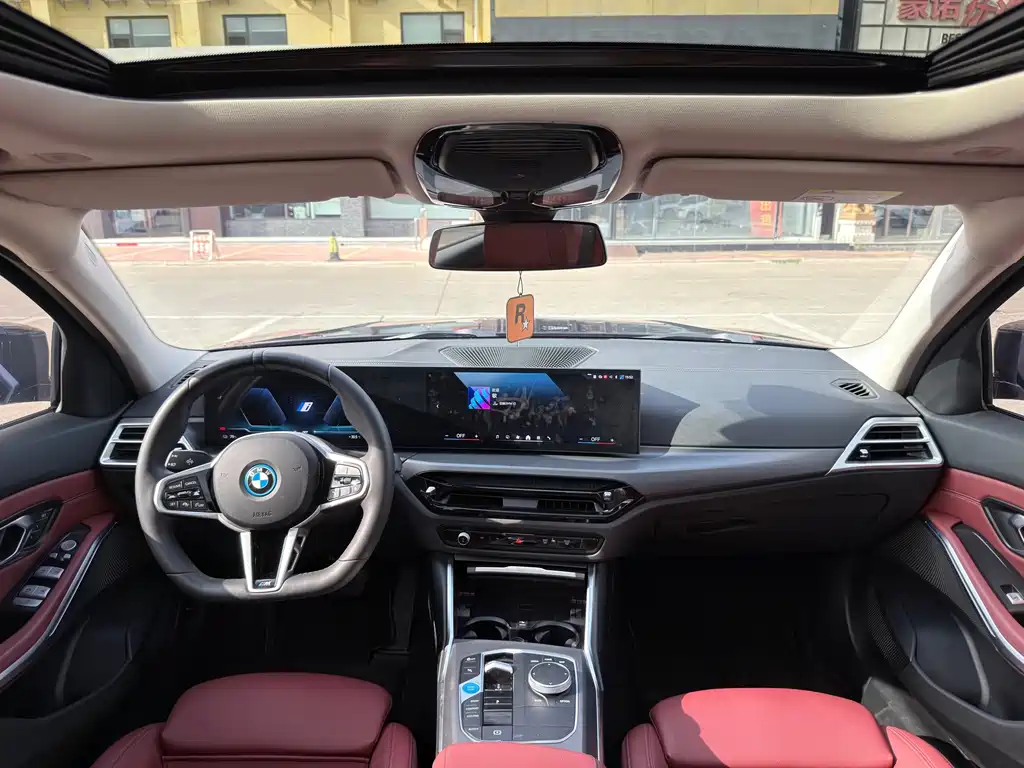 BMW i3 — фото 9