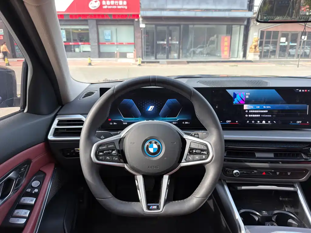 BMW i3 — фото 10