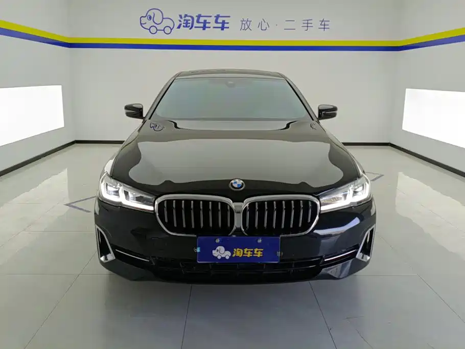 BMW 5 Series — фото 2