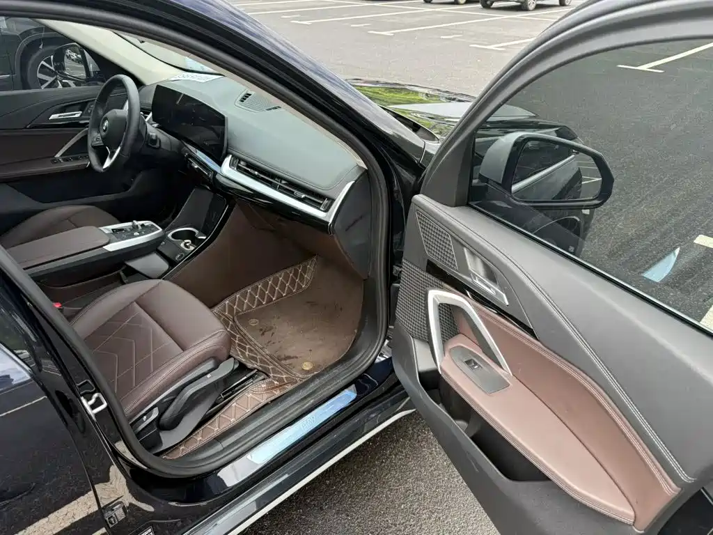 BMW X1 — фото 13