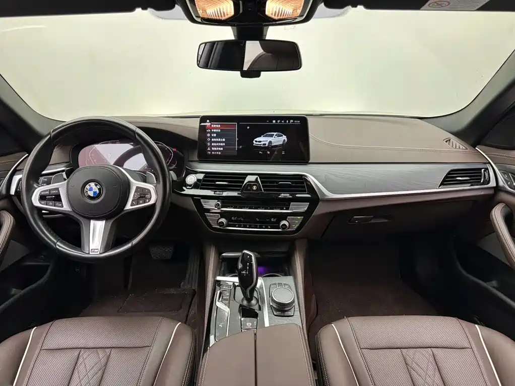 BMW 5 Series — фото 10