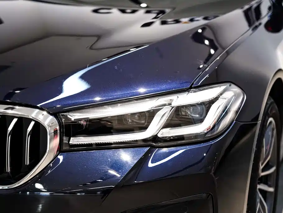 BMW 5 Series — фото 10