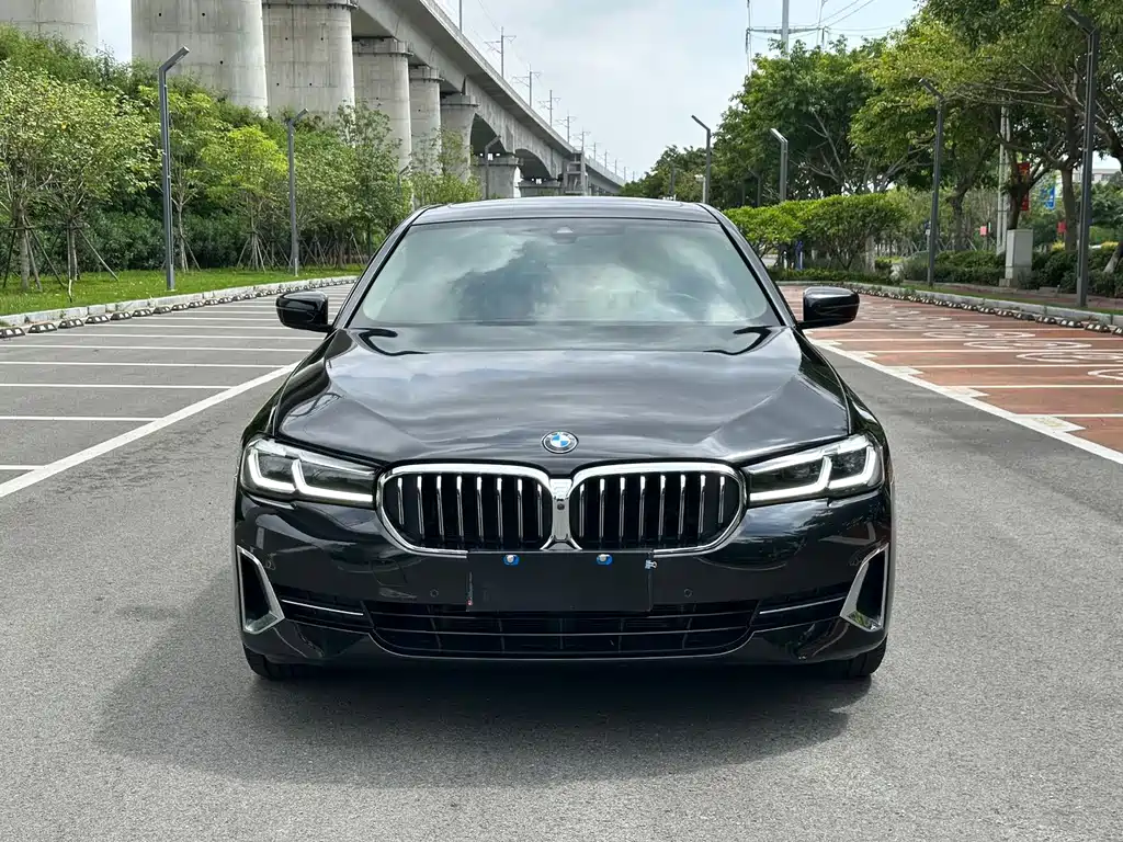 BMW 5 Series — фото 2