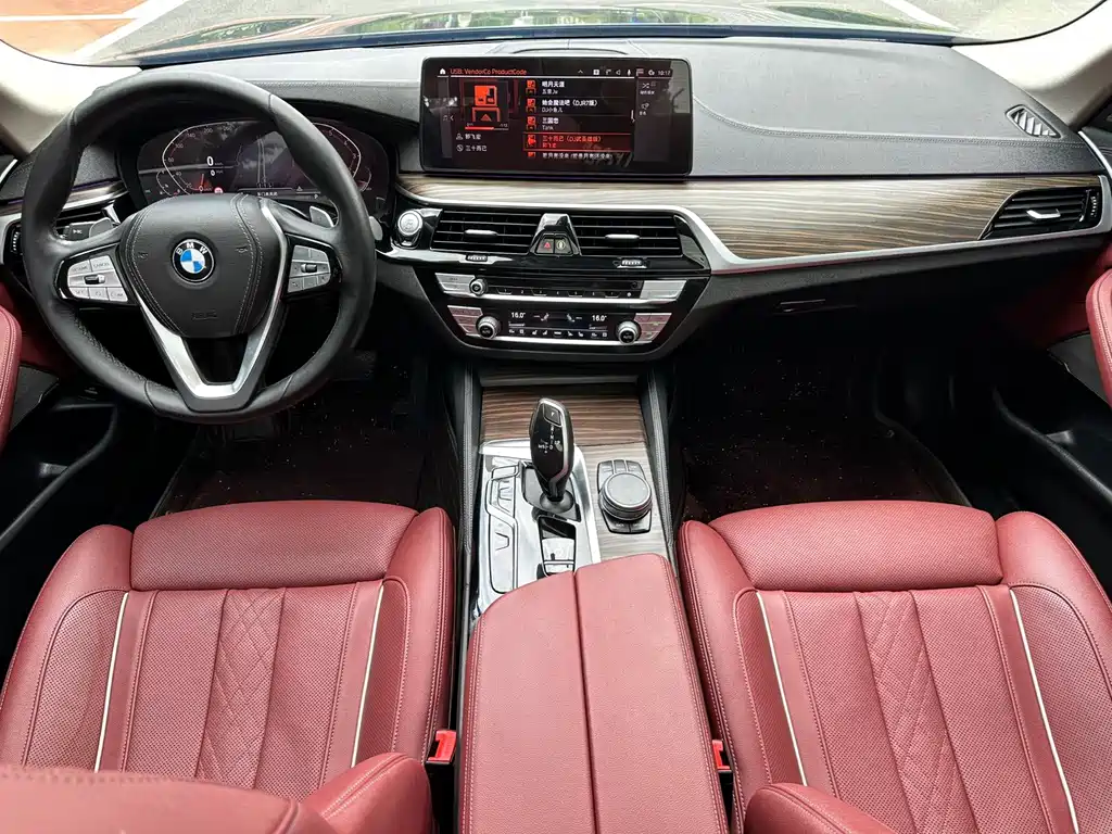 BMW 5 Series — фото 5
