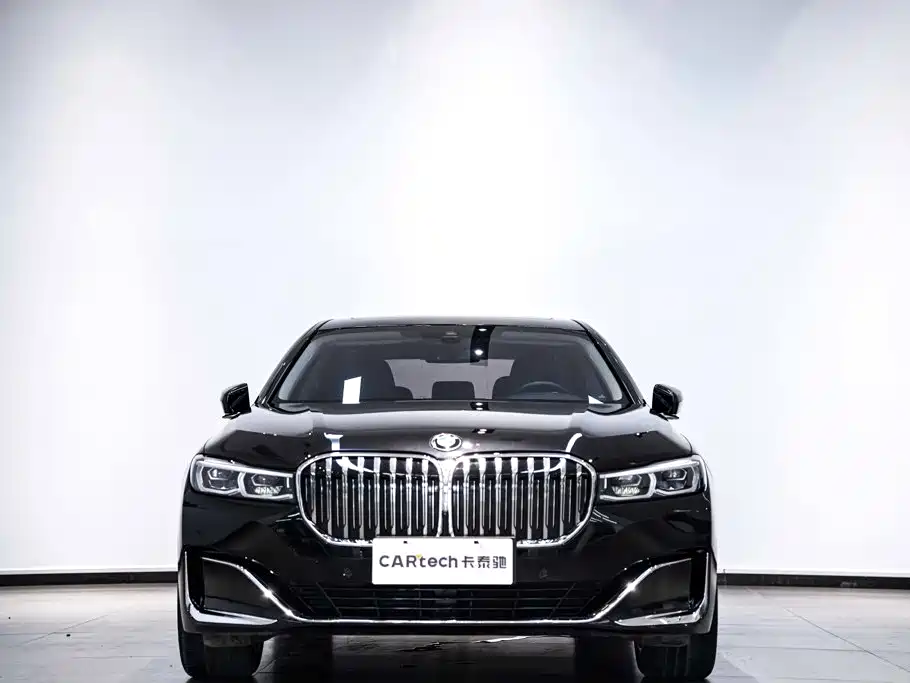 BMW 7 Series — фото 4