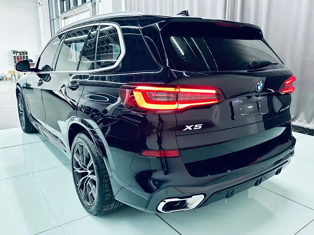 BMW X5 — фото 4