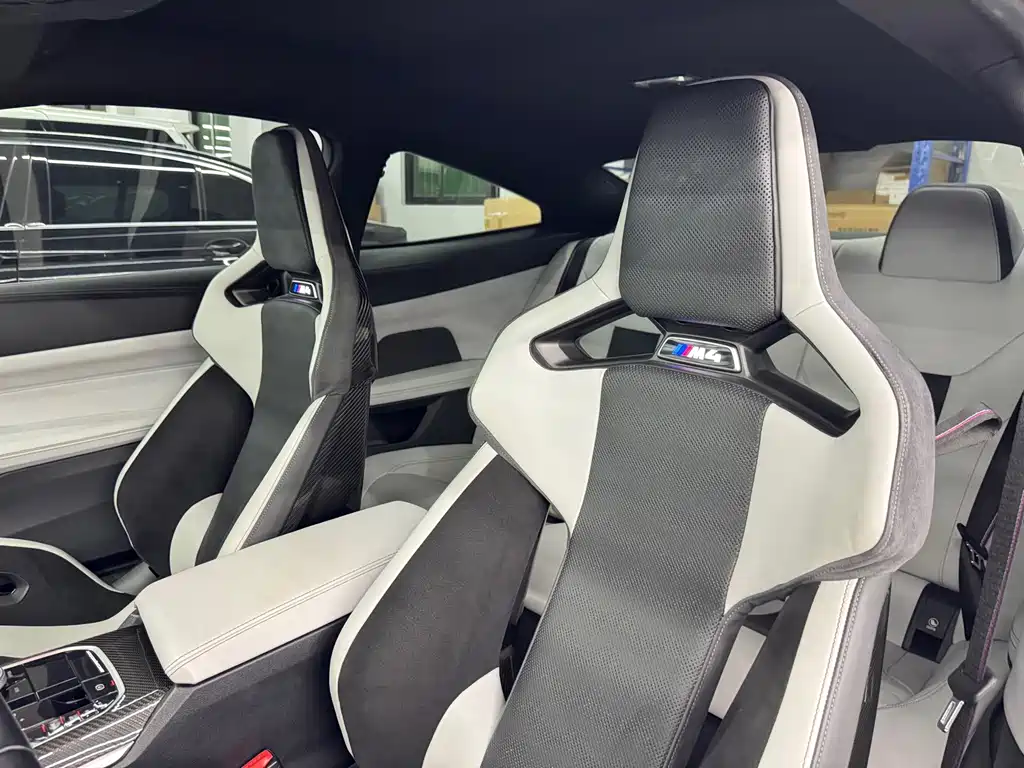BMW M4 — фото 11