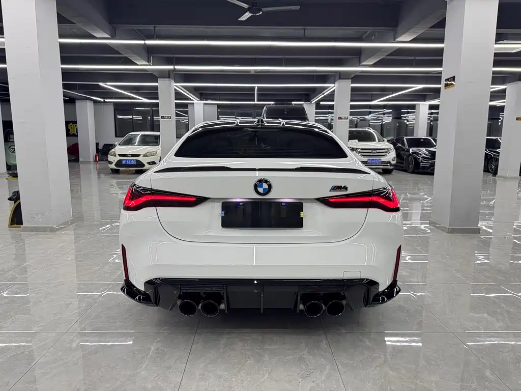 BMW M4 — фото 4