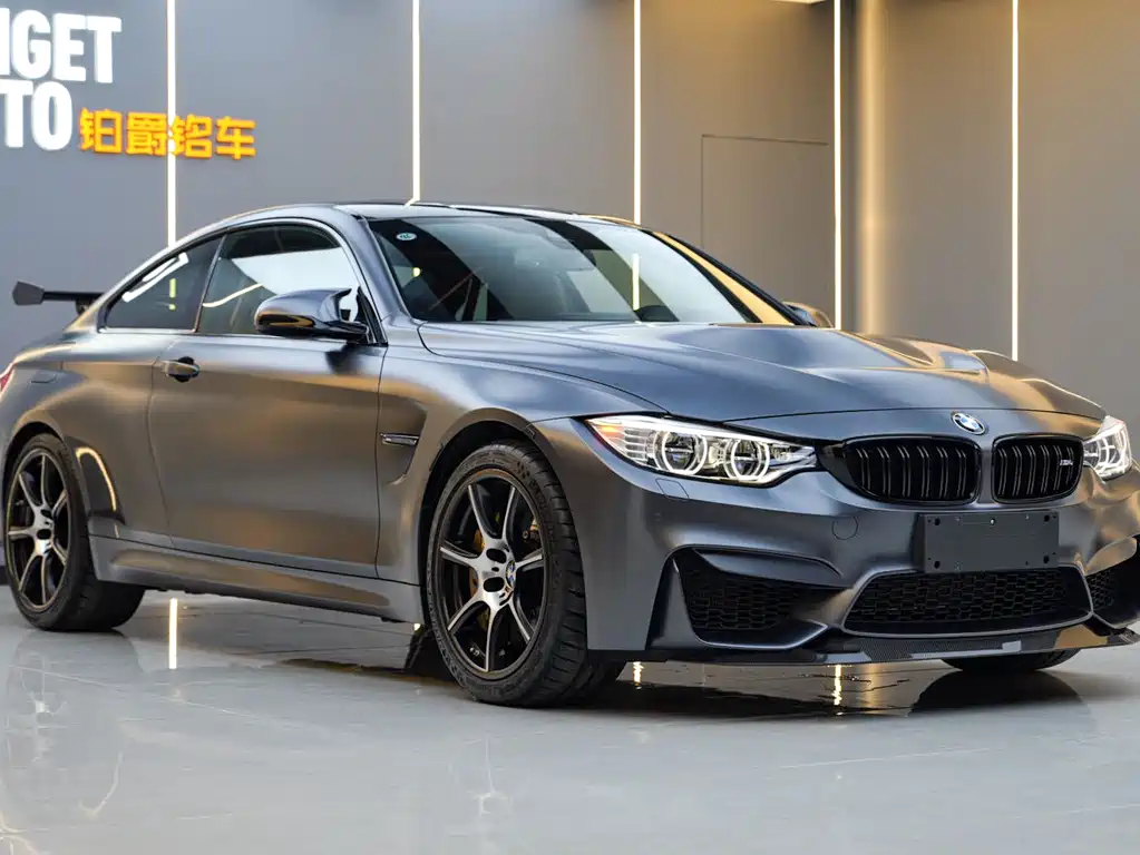 BMW M4 — фото 2